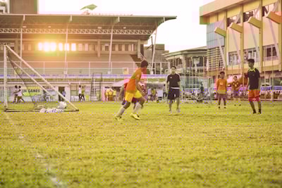 نادي ليفربول ضد آرسنالمواجهة كلاسيكية في الدوري الإنجليزي الممتاز