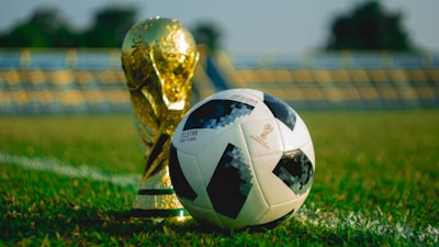 ليفربولواستونفيلامباشرالانمواجهةمثيرةفيالدوريالإنجليزيالممتاز